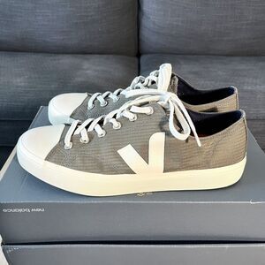VEJA Wata II Low Ripstop Kaki Pierre Green Canvas Sneakers Men's Size 12